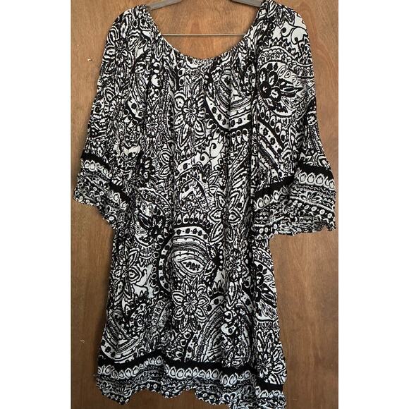 Umgee Short Black Floral Dress Tunic Gathered Boat Neck 3/4 Flutter Sleeve 2XL - Picture 2 of 7